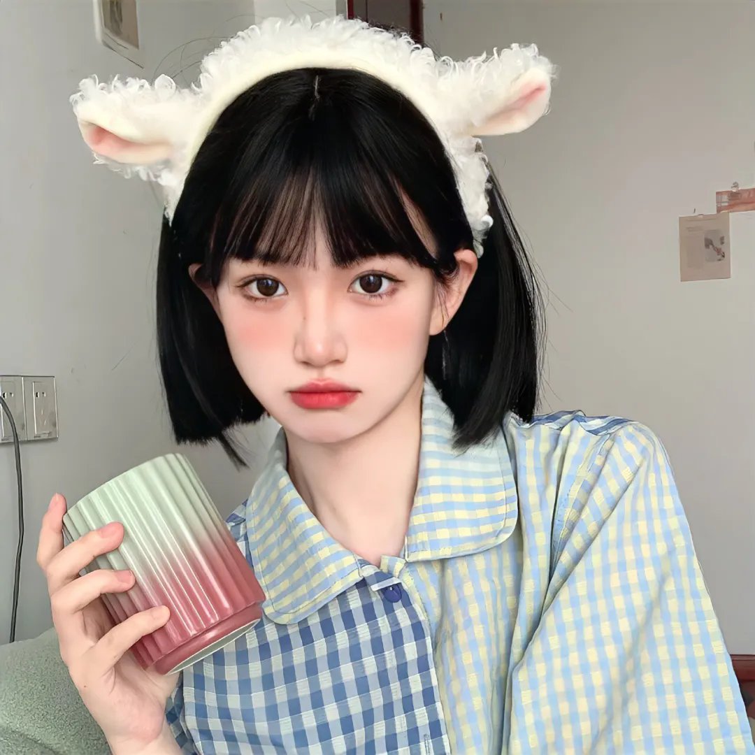 窃窃私语